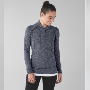 NWOT Lululemon Think Fast Pullover